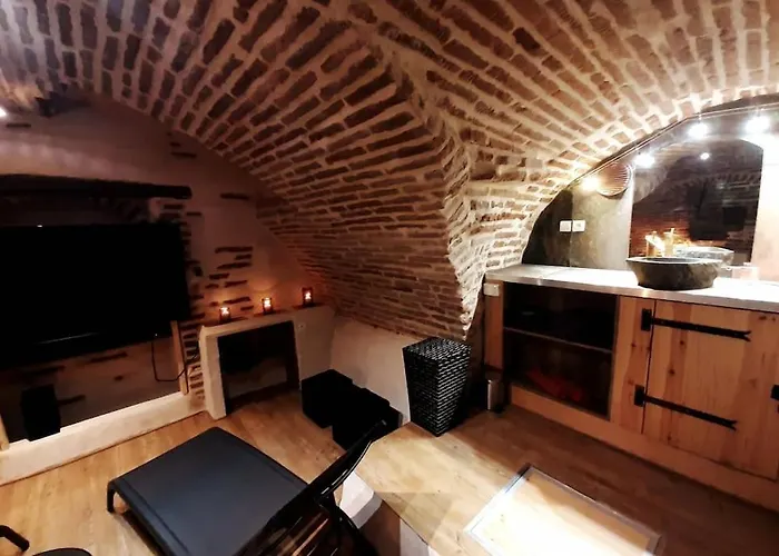 Et Privatif Le Puits De La Grace *